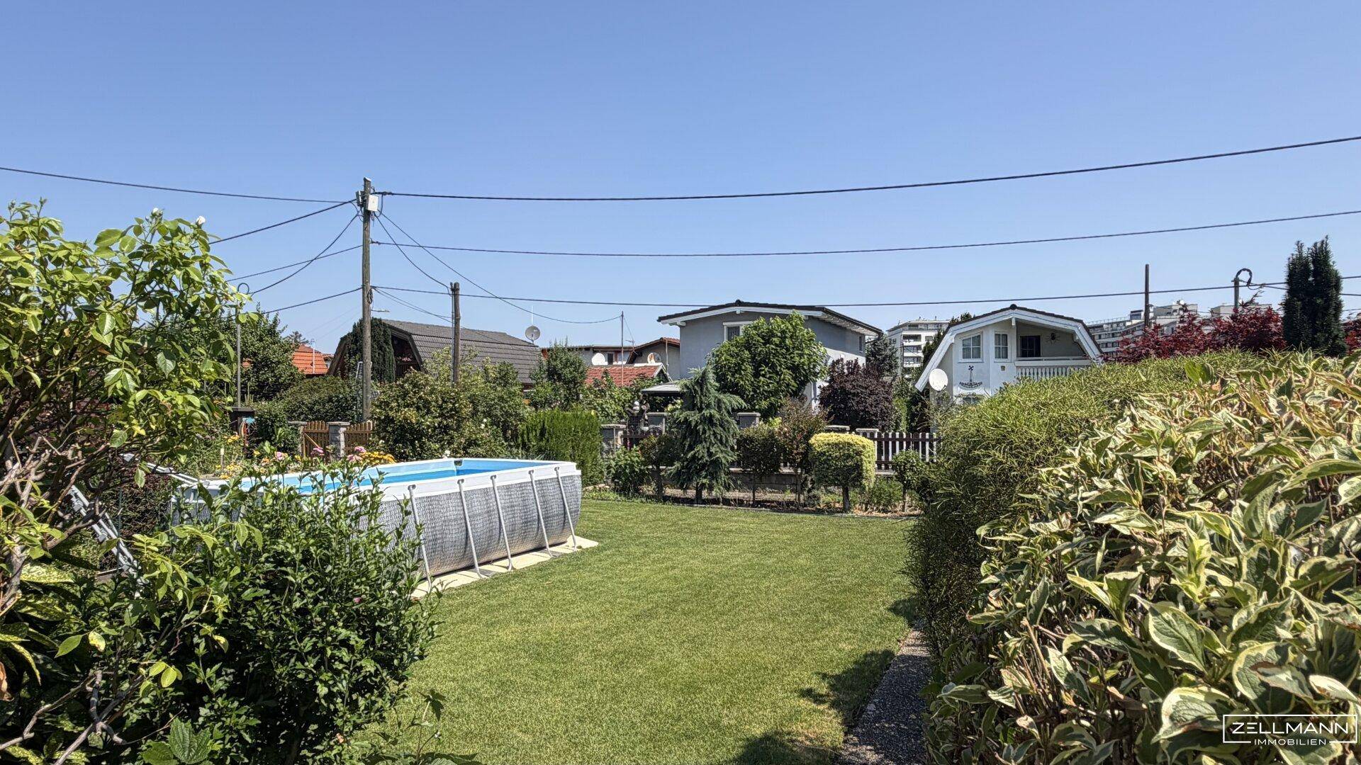 Kleingartenhaus im Eigentum in ruhiger Grünlage im Süden Wiens | ZELLMANN IMMOBILIEN - Ansicht 2