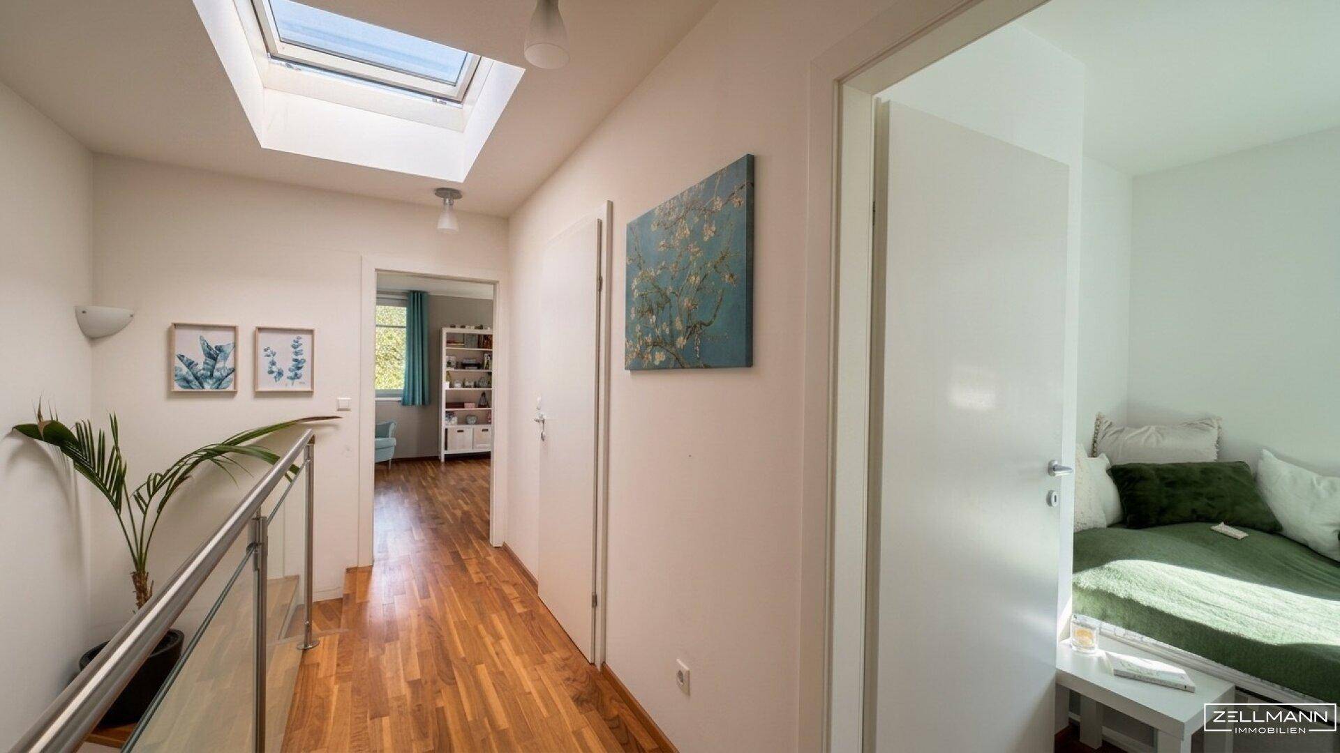 Modernes Wohnen am Grünrand Wiens – elegantes Haus mit Südgarten nahe den Maurer Weinbergen | ZELLMANN IMMOBILIEN - Mehr