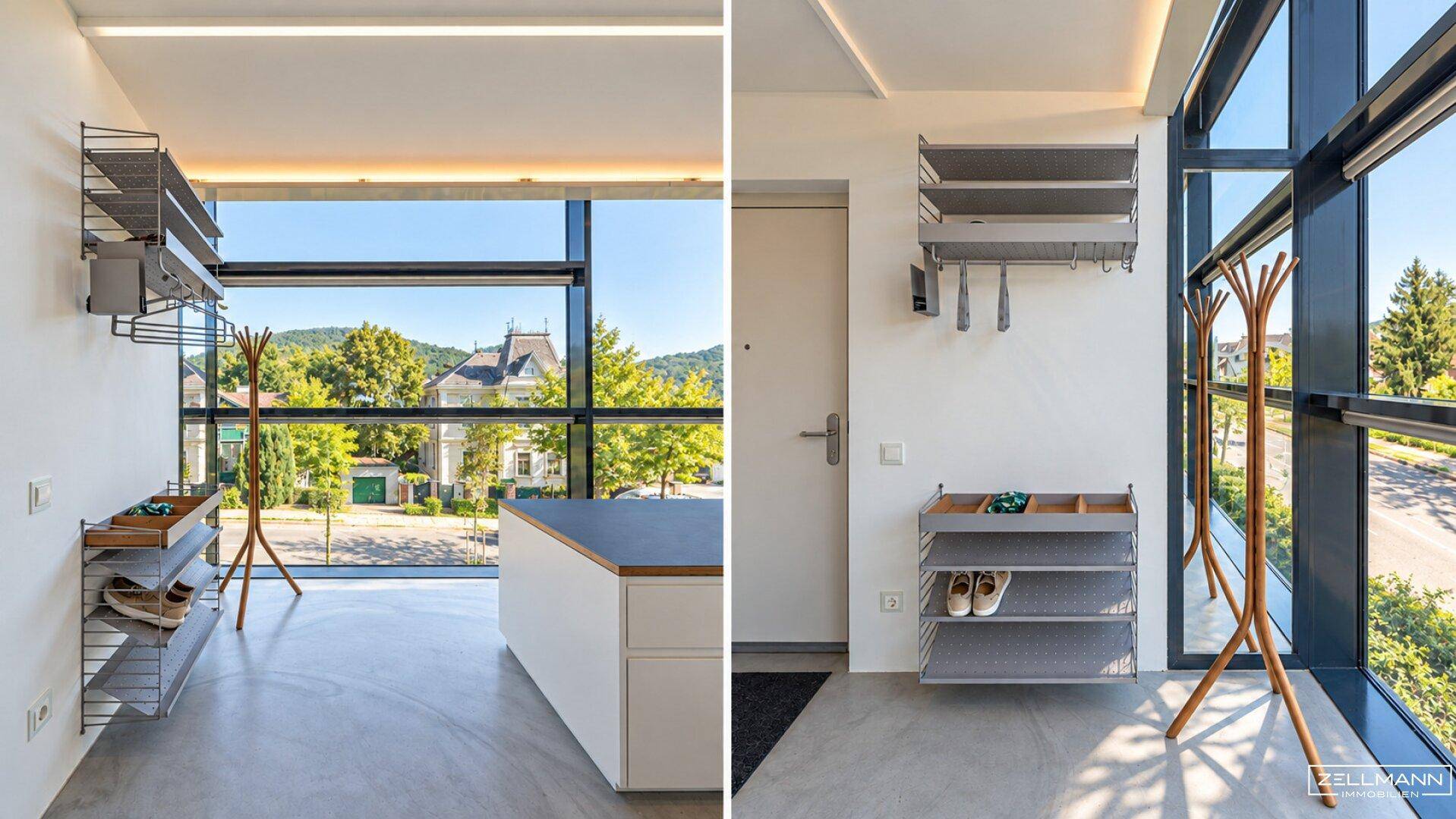 Heller Eingangsbereich mit praktischen Schuhregalen, Garderobe und großen Fenstern.