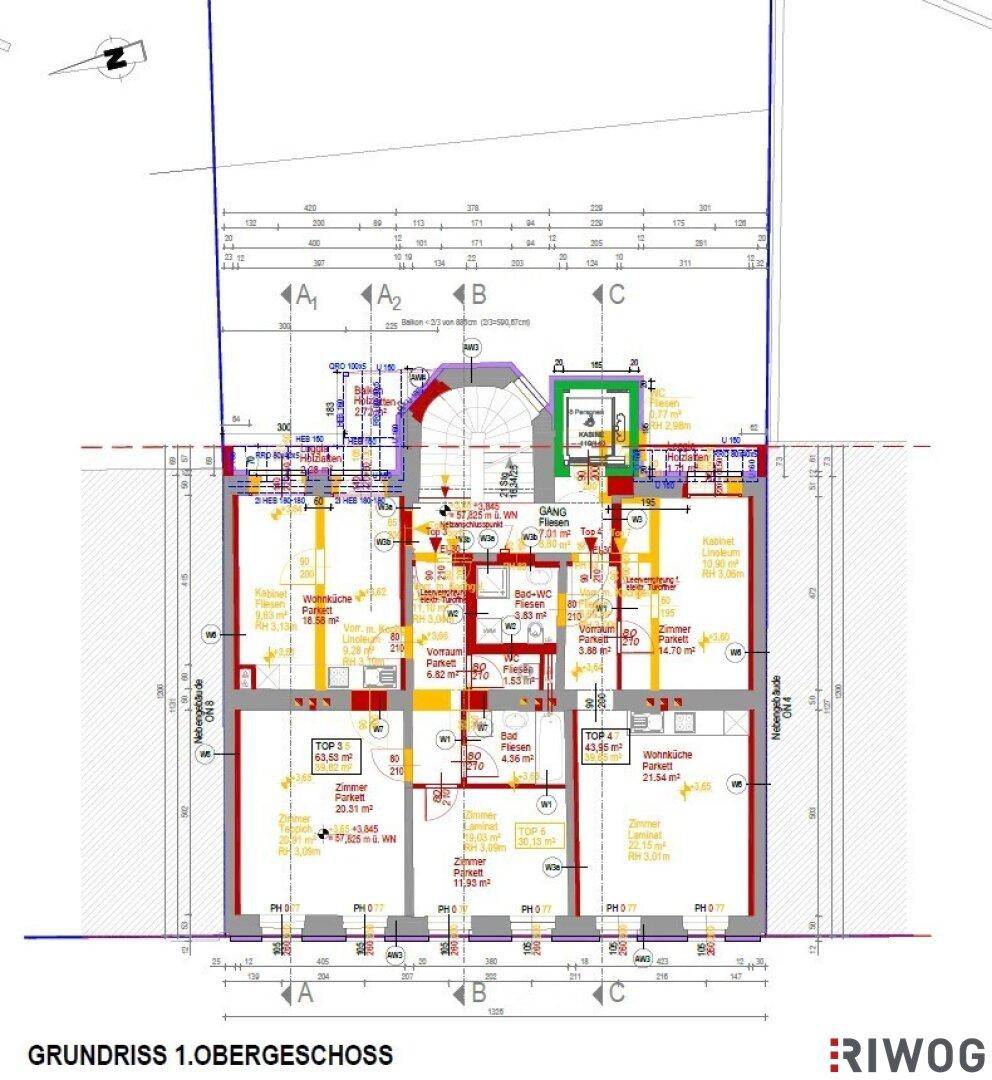 Grundriss des ersten Obergeschosses mit mehreren Wohneinheiten und klar definierter Raumstruktur.