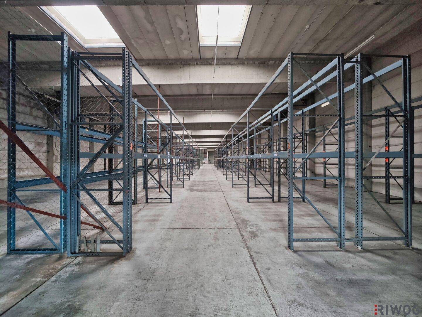 Innovativer Betriebsstandort mit ca. 3.300m² Nutzfläche | Büro-, Produktions- &amp; Lagerflächen | Teilflächen möglich - Ansicht 2