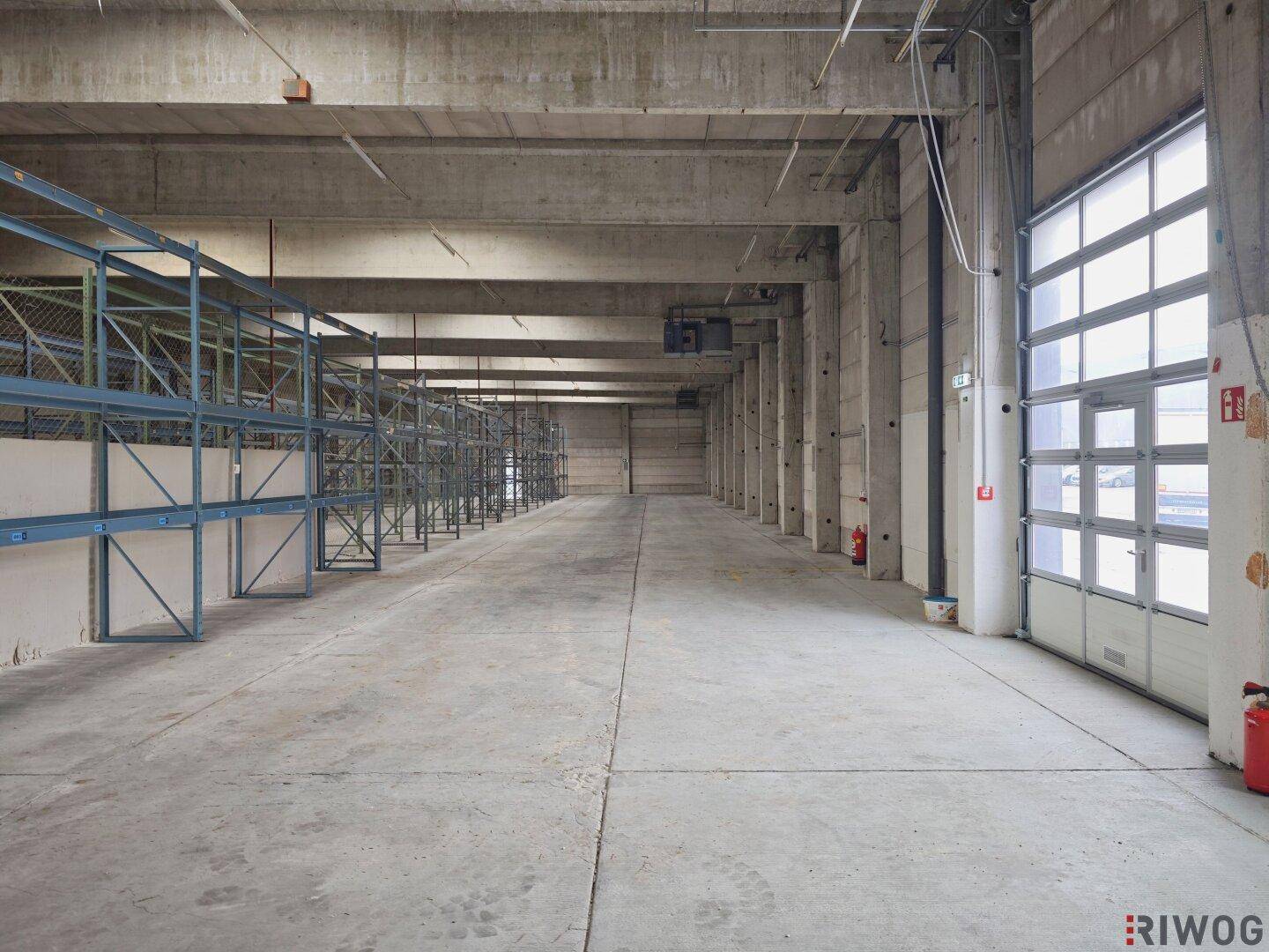 Innovativer Betriebsstandort mit ca. 3.300m² Nutzfläche | Büro-, Produktions- &amp; Lagerflächen | Teilflächen möglich - Ansicht 5