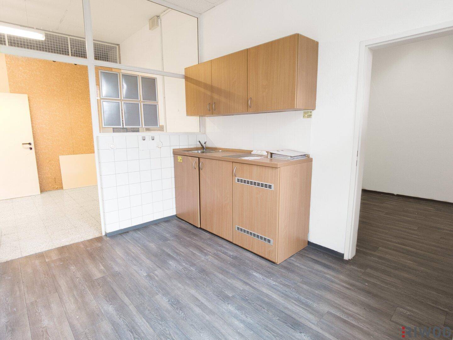 Geschäftslokal mit ca. 605m² in Einkaufspassage! Zentrumslage &amp; gratis Kundenparkplätze! - Ansicht 5