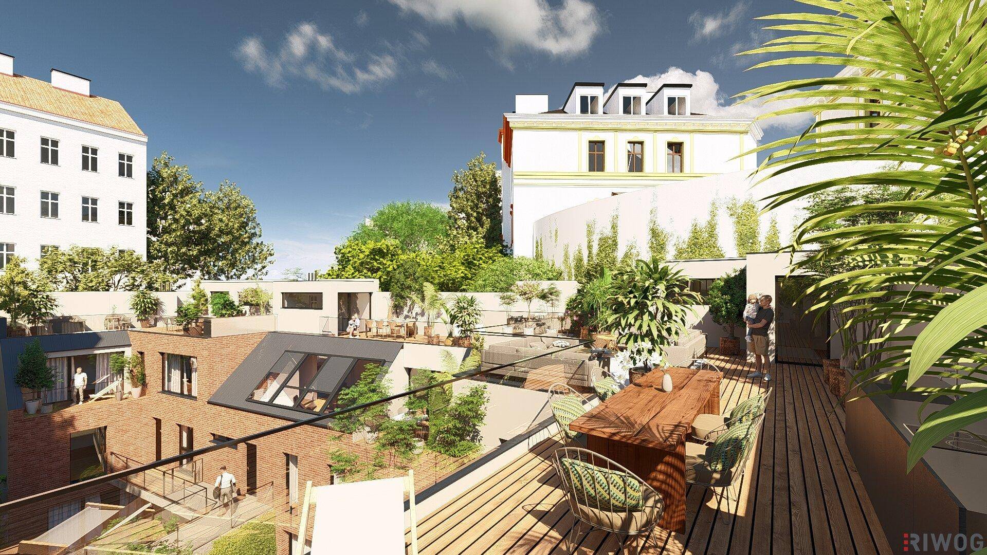 Geräumige Dachterrasse mit Holzboden, großem Esstisch und exotischen Pflanzen, ideal für Entspannung im Freien.