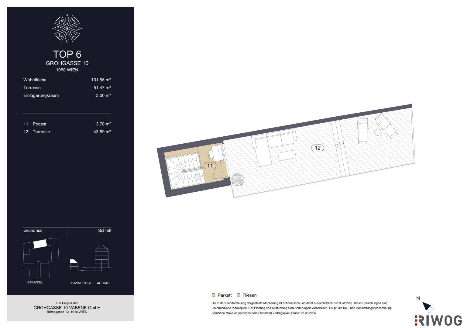 Grundriss der obersten Etage mit Podest und einer großzügigen Dachterrasse für Entspannung.