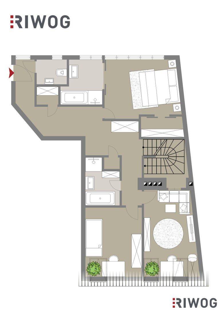 Grundriss der unteren Ebene mit Schlafzimmer, zwei Bädern und Zugang zum Balkon.