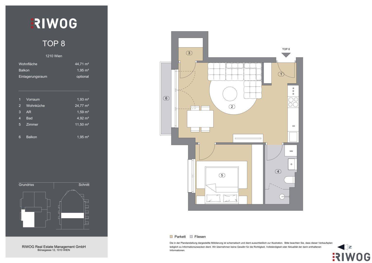 Grundriss der Wohnung TOP 8 mit Balkon und effizienter Raumaufteilung.