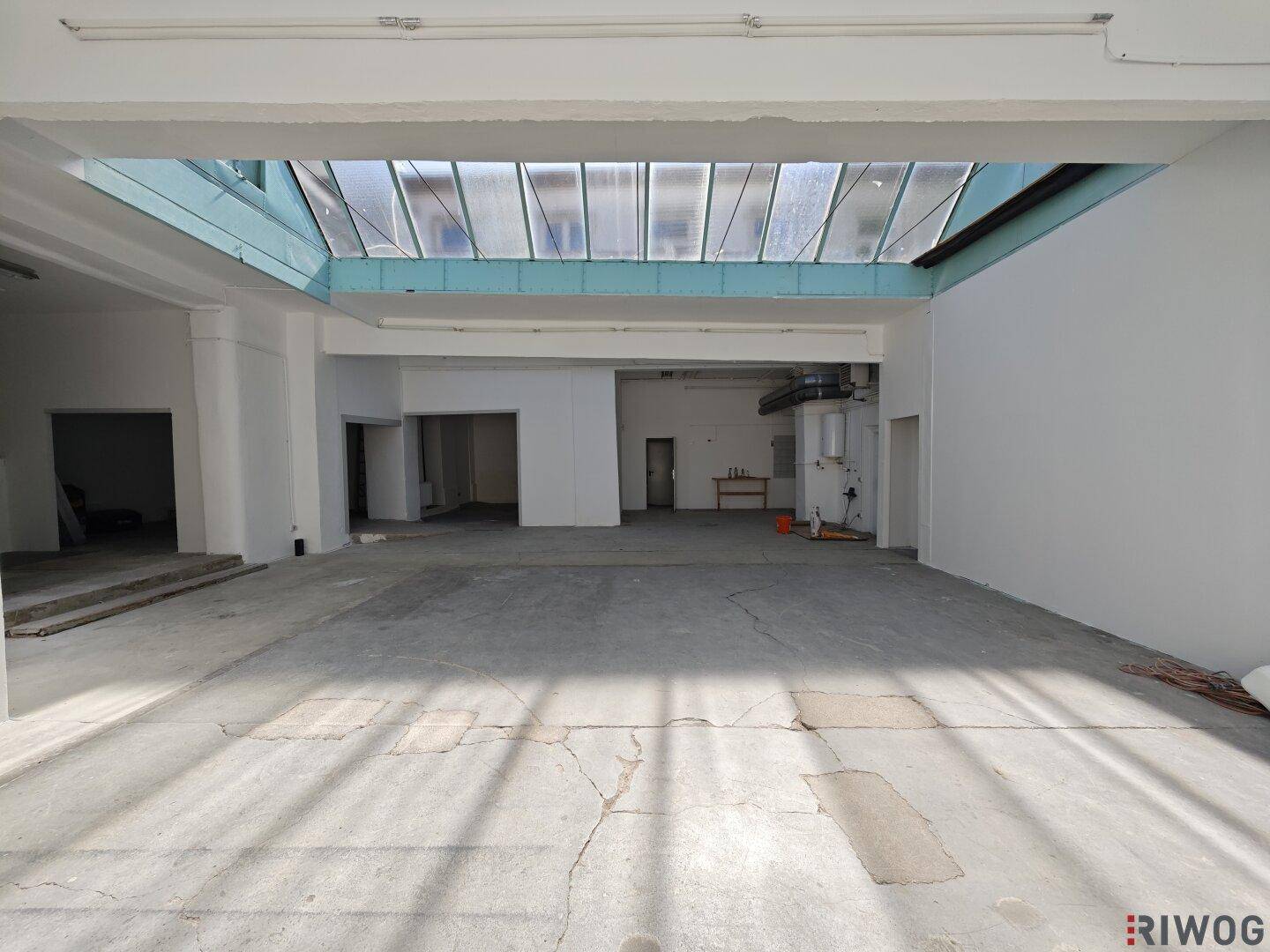 334m² Hofgebäude mit Halle | nähe Westbahnhof | ab sofort - Ansicht 4