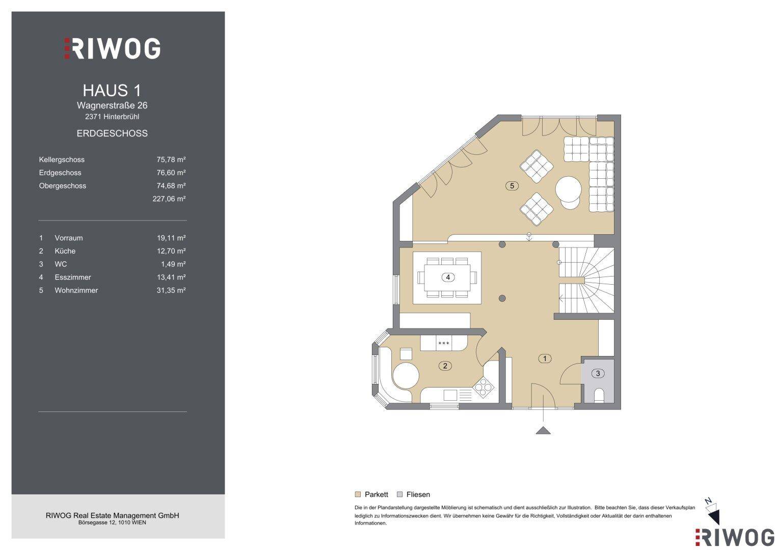 Grundriss des Erdgeschosses mit Wohnzimmer, Küche und separatem WC.