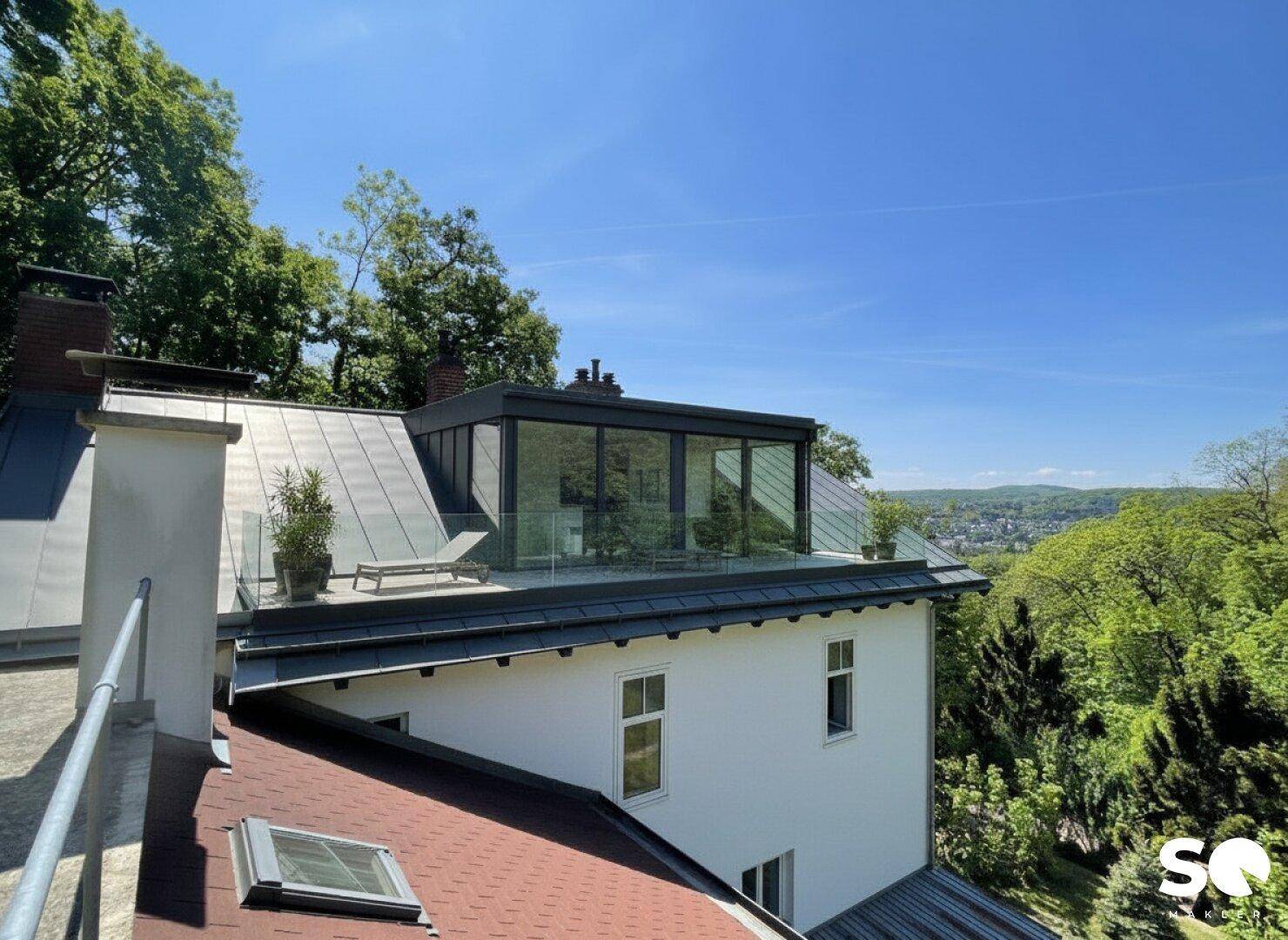Mögliche Ansicht nach Sanierung und DG Ausbau (KI generiert)