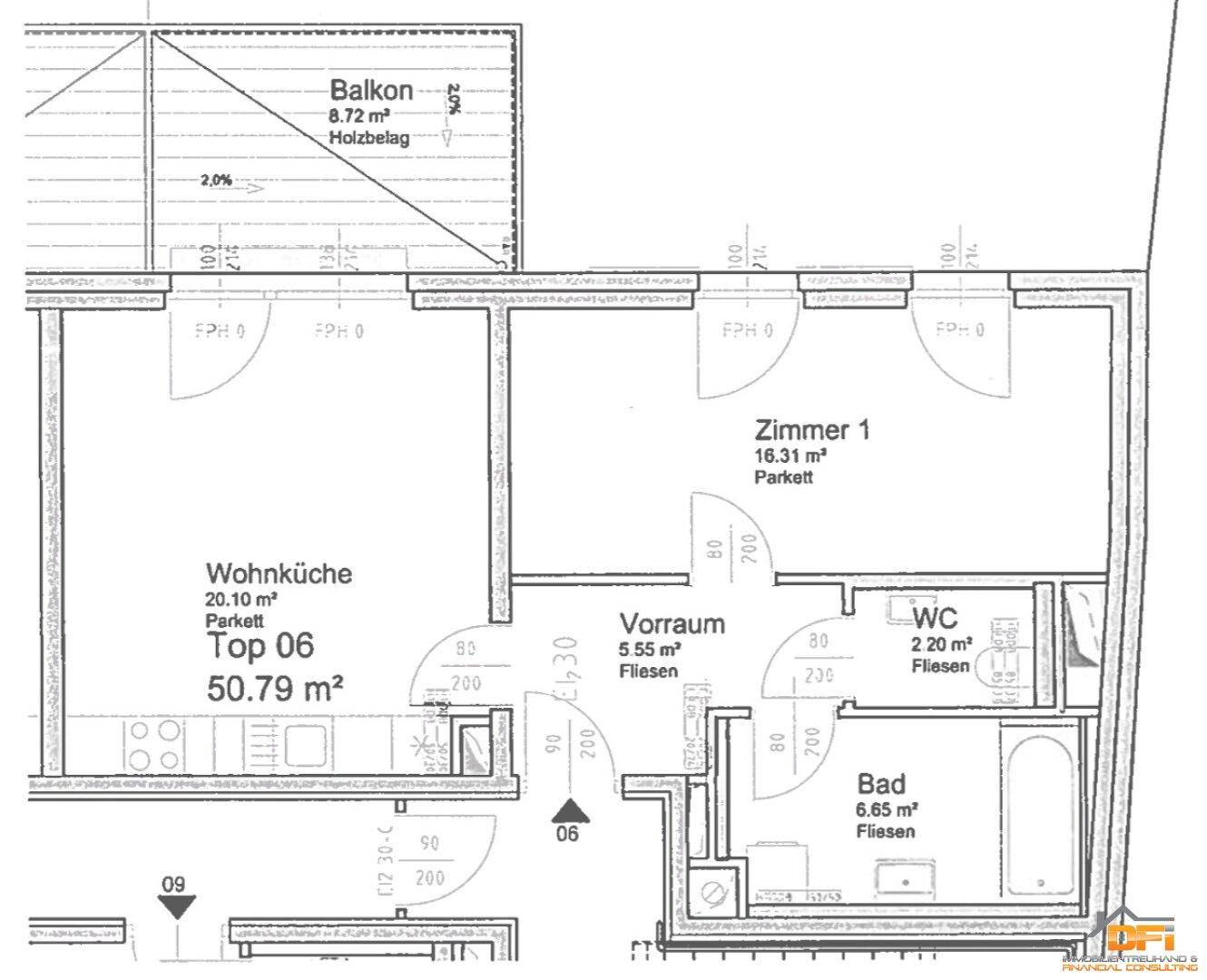 Grundriss einer Wohnung mit Wohnküche, einem Zimmer, Bad, WC und Balkon.