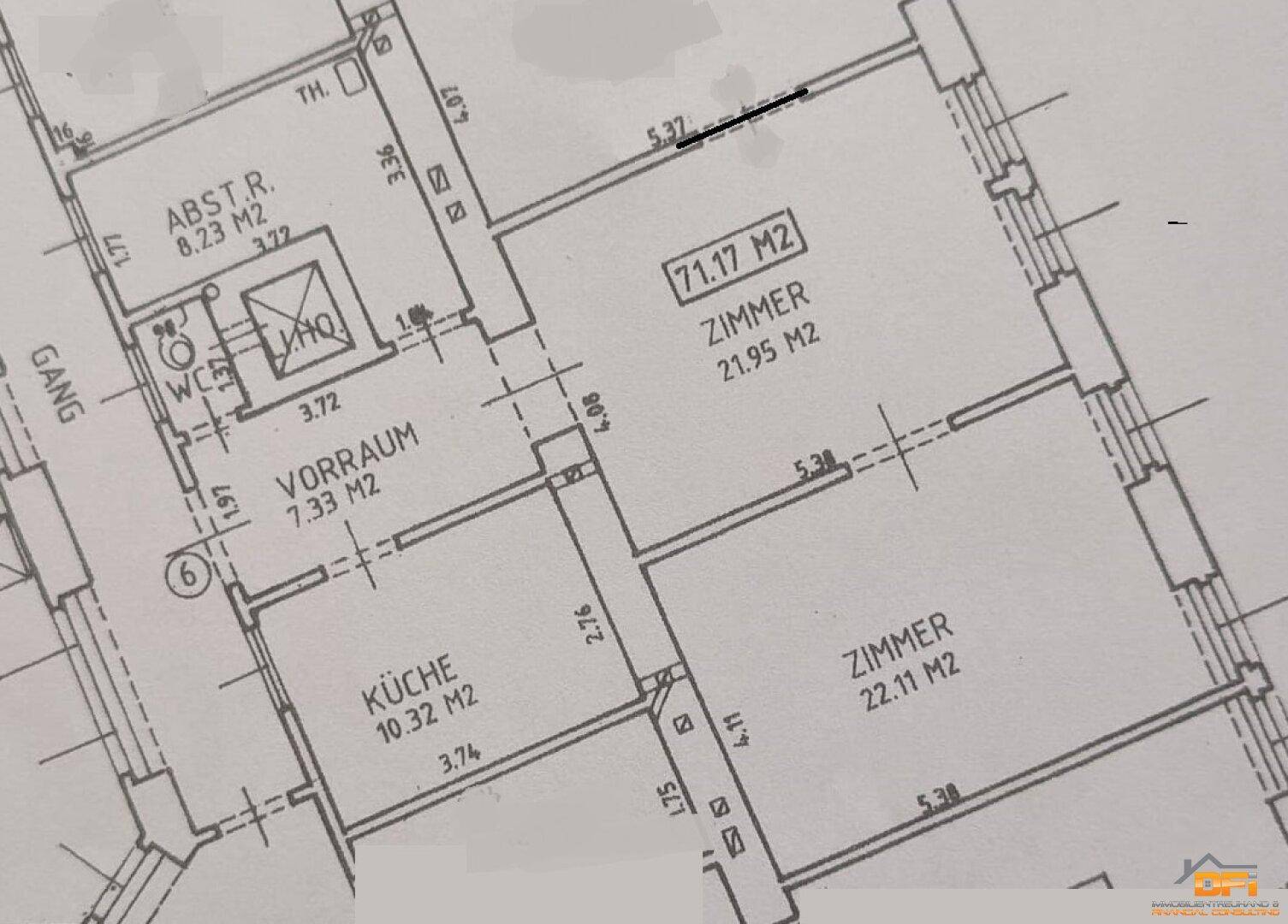 Grundriss der Wohnung mit Zimmern, Küche, Bad und WC.