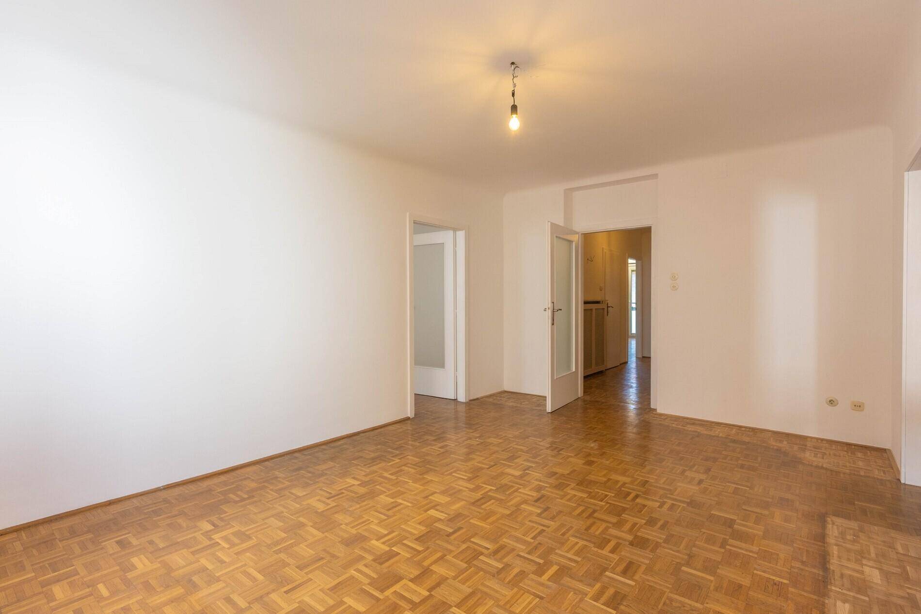 Mittleres Zimmer
