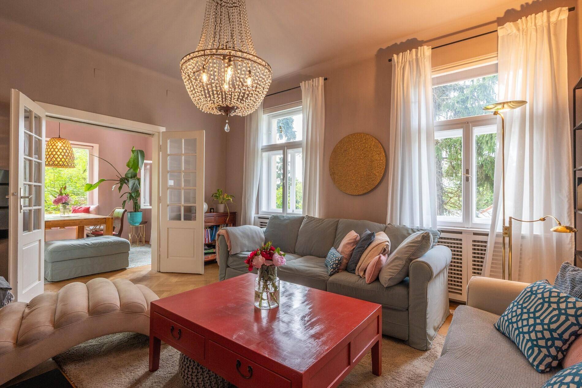 Perfekte Lage am Maurer Berg – wunderschön renoviertes Haus mit gepflegtem Garten - Ansicht 2