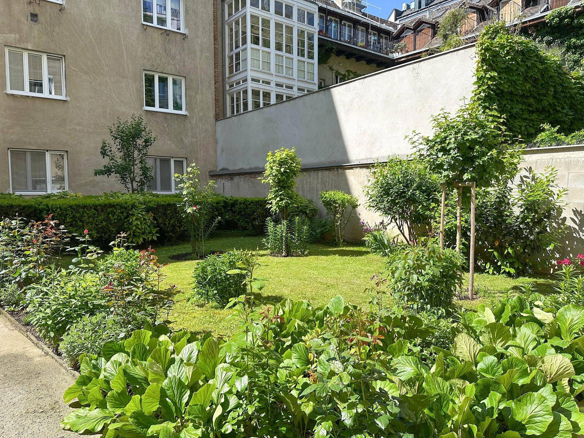 Gartenanlage im Innenhof