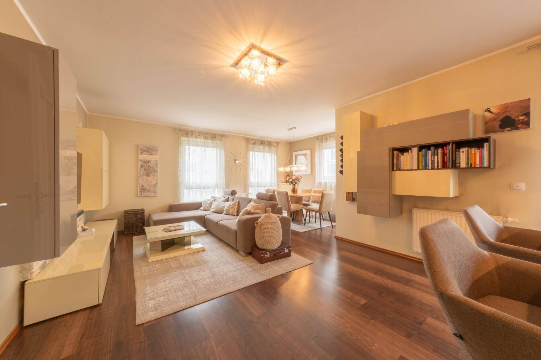 Helles Wohnzimmer