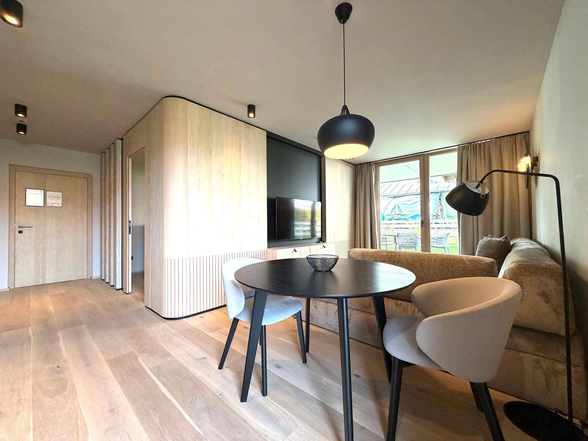 Ruhig gelegenes 2-Zimmer-Appartement in hervorragender Lage von Oberndorf! – pohled 2