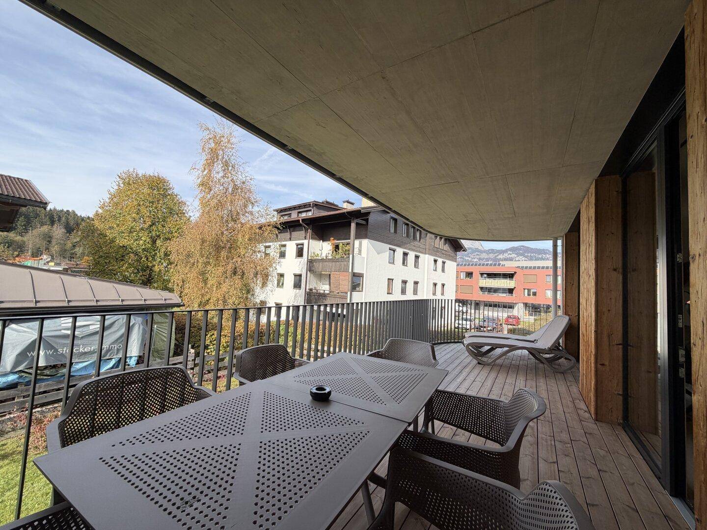 Top 12 Balkon.jpg