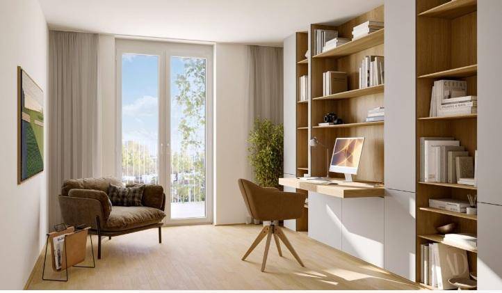 Modernes Arbeitszimmer mit integriertem Bücherregal, Schreibtisch und Zugang zum Balkon.