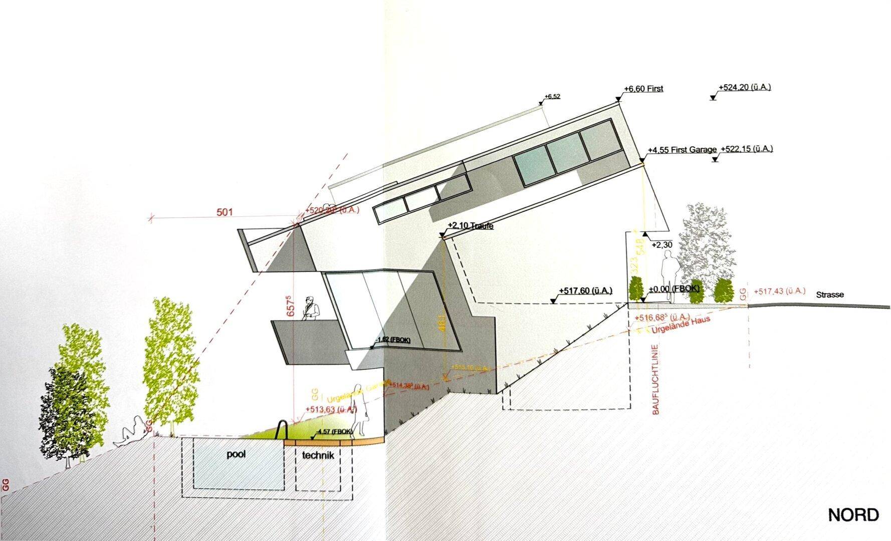 Architektonischer Schnittplan des Hauses von Norden mit Pool und Hanglage.