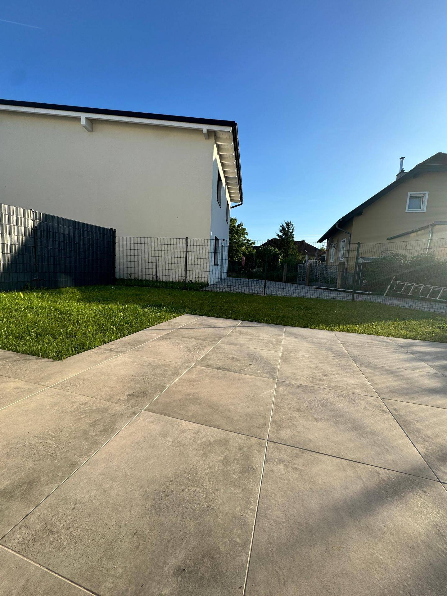 Erstbezug! Familientraum mit Garten in Traiskirchen, private Zufahrt inklusive! - Widok 4