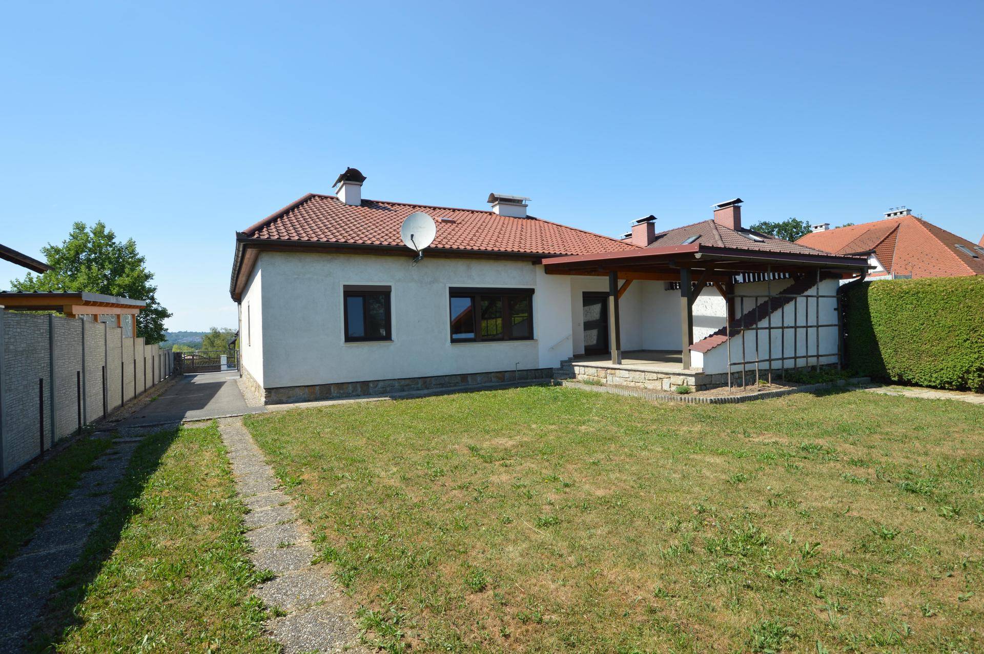 Bungalow in beliebter Lage in Ulmerfeld – pohled 3