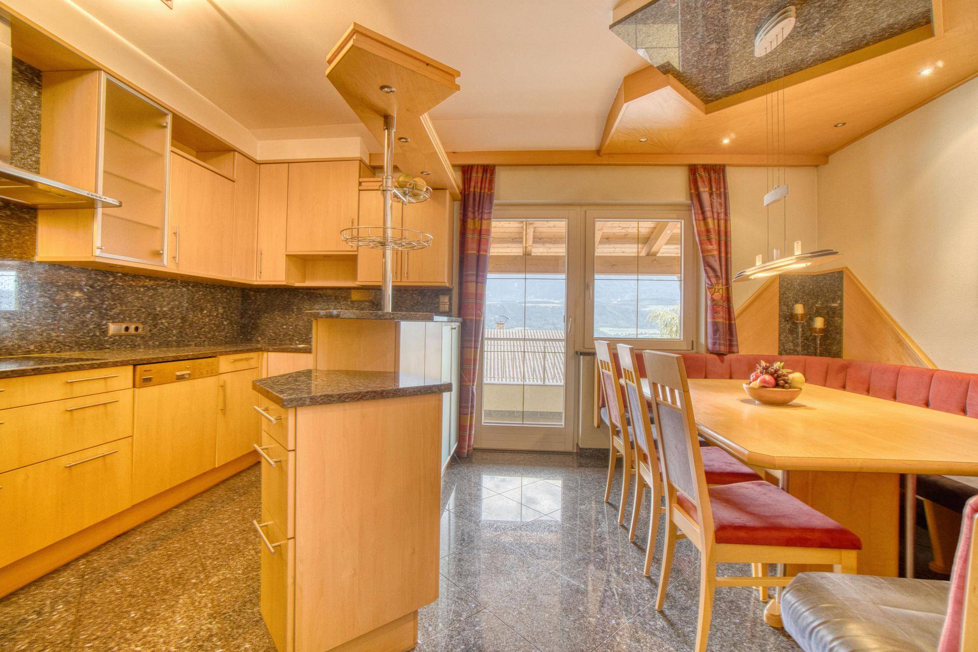 Dachgeschosswohnung mit unverbaubarem Weitblick - Ansicht 5