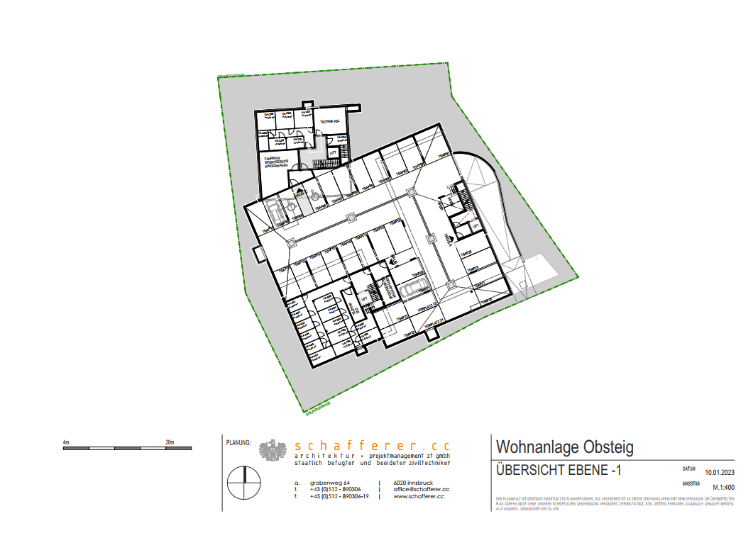 Detaillierter Grundrissplan einer Wohnanlage auf Ebene -1 mit verschiedenen Einheiten und Gemeinschaftsbereichen.