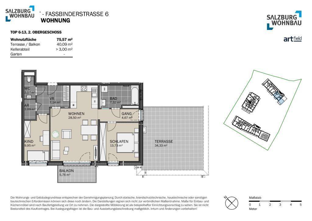 Grundriss einer Wohnung im zweiten Obergeschoss mit offenem Wohnbereich, zwei Schlafzimmern, Bad, separatem WC, Balkon und großer Terrasse.