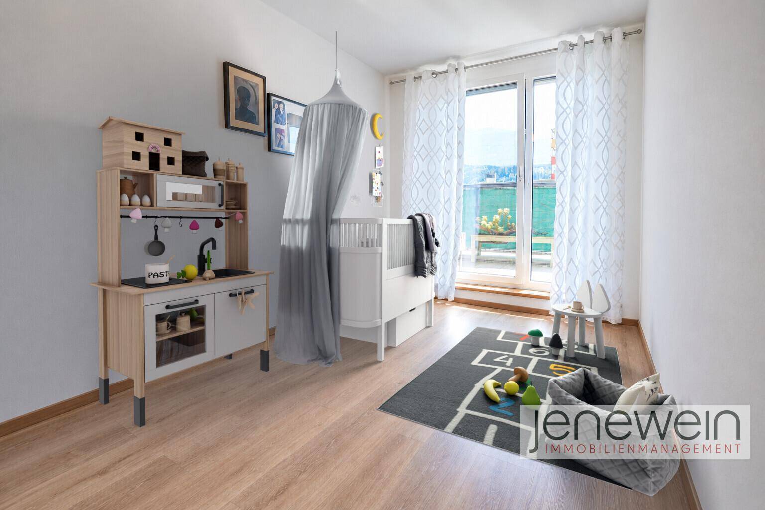 Kinderzimmer mit Laminatboden, Spielküche und Babybett, hell und freundlich gestaltet.