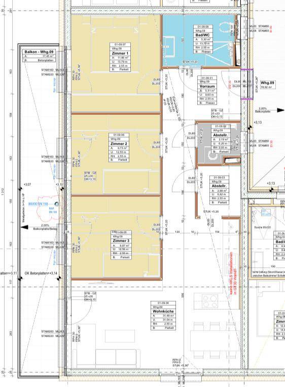 Grundriss einer Obergeschosswohnung mit drei Schlafzimmern, Wohnküche, Bad und Balkon.