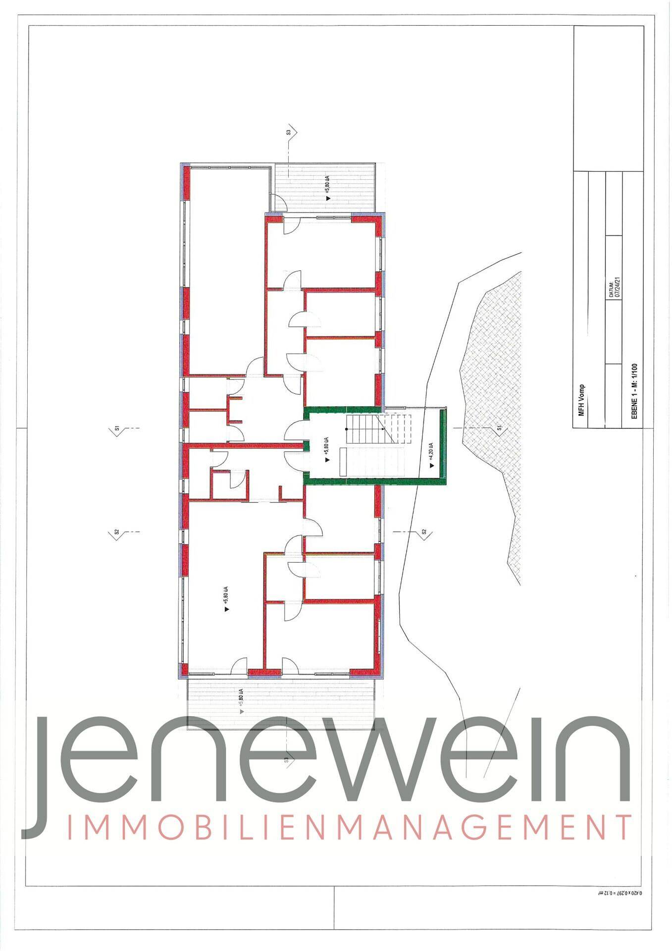 Grundrissplan einer Etage mit mehreren Räumen und Zugang zu einem Außenbereich.