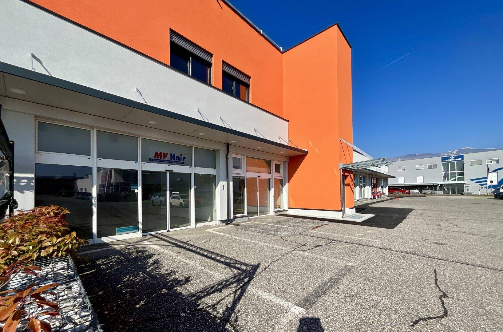 TOP GESCHÄFTSFLÄCHEN (MIT GRÖSSEN ZWISCHEN 112 m² - 672 m²) MIT SEHR VIELEN MÖGLICHKEITEN UND POTENTIAL IM GUT FREQUENTIERTEN VILLACHER GEWERBEGEBIET "MARIA-GAILER-STRASSE" - Ansicht 6