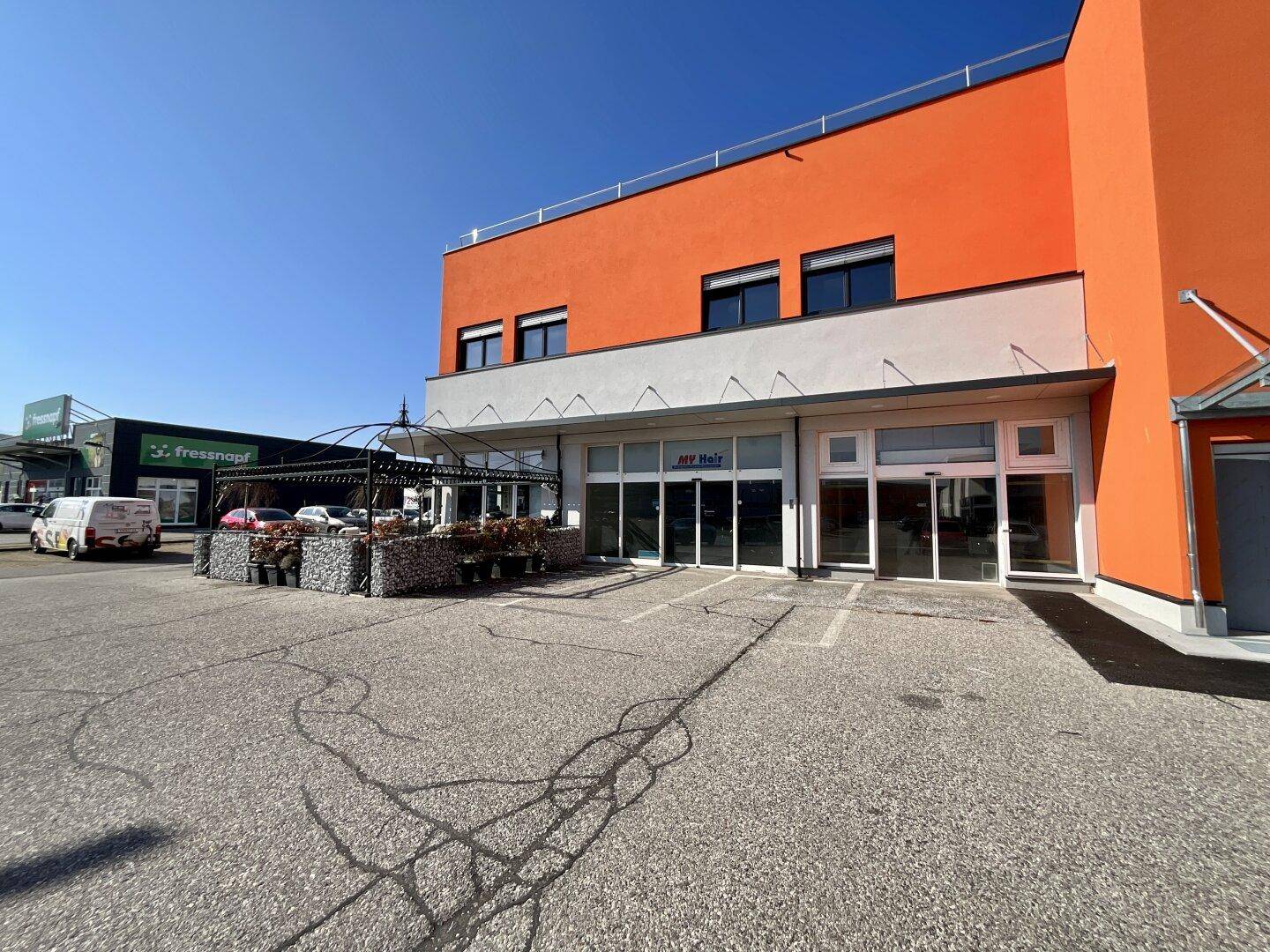 ORIDNATION ZU VERMIETEN - MODERNE, BARRIEREFREIE RÄUMLICHKEITEN IM NEUEN ÄRZTEZENTRUM IN VILLACH! - Ansicht 2