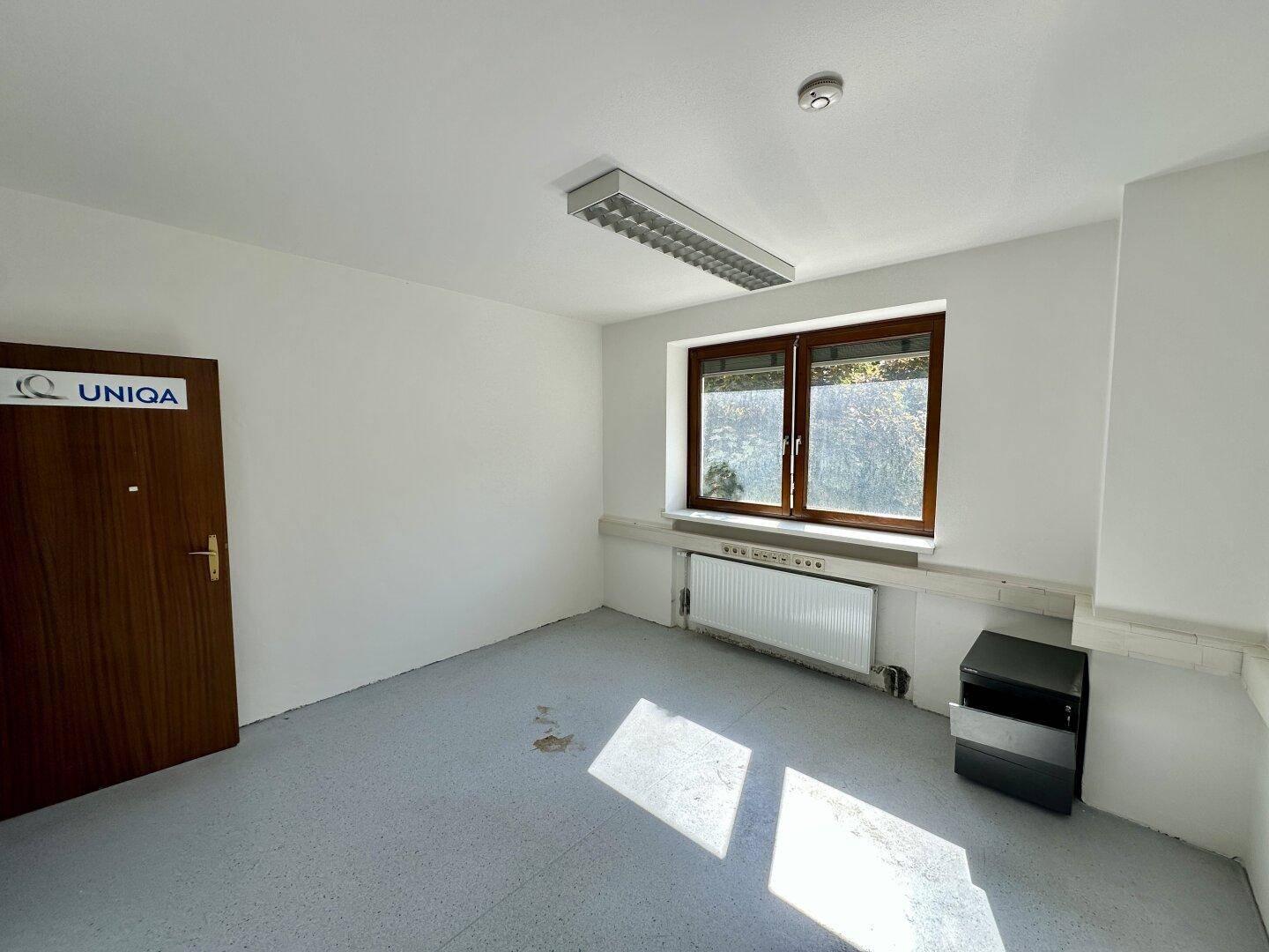 VIELSEITIG NUTZBARE BÜRORÄUMLICHKEITEN MITTEN IM ZENTRUM VON SPITTAL AN DER DRAU! – pohled 5