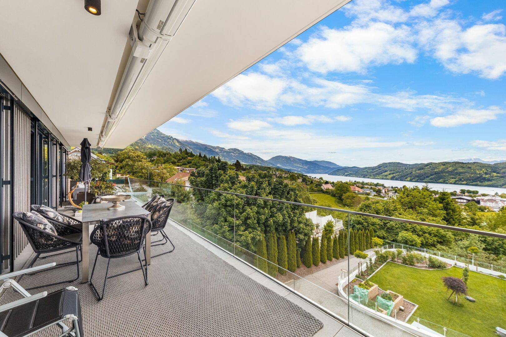 PENTHOUSE DER EXTRAKLASSE - EIN AUSBLICK ÜBER DEN MILLSTÄTTER SEE UND DIE BERGE, DER DEN ATEM RAUBT! - Ansicht 2