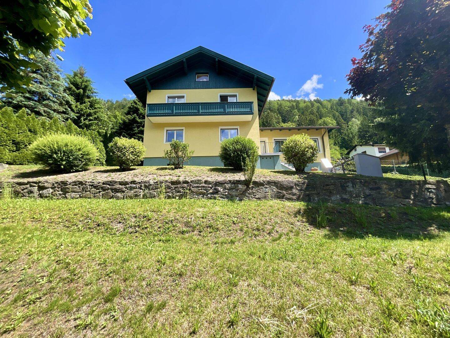 MEHR RAUM. MEHR AUSBLICK. MEHR ZUHAUSE. GEPFLEGTES WOHNHAUS IN PREMIUMLAGE VON OBERVELLACH IM MÖLLTAL! - Ansicht 2