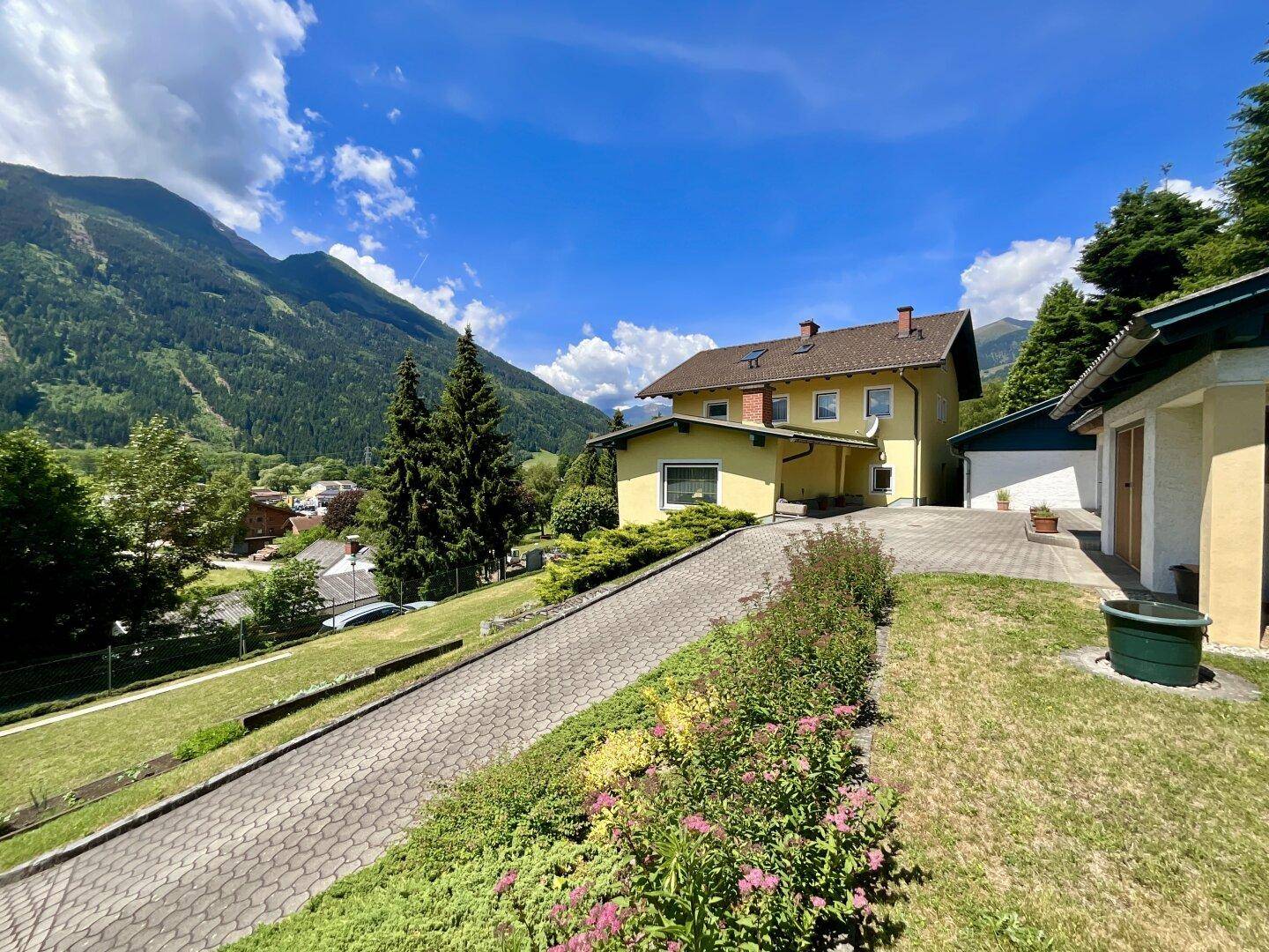 MEHR RAUM. MEHR AUSBLICK. MEHR ZUHAUSE. GEPFLEGTES WOHNHAUS IN PREMIUMLAGE VON OBERVELLACH IM MÖLLTAL! - Ansicht 4