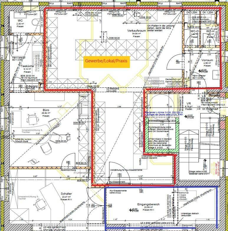 Detaillierter Grundriss einer Gewerbefläche mit Büro, Teeküche und mehreren Toilettenbereichen.