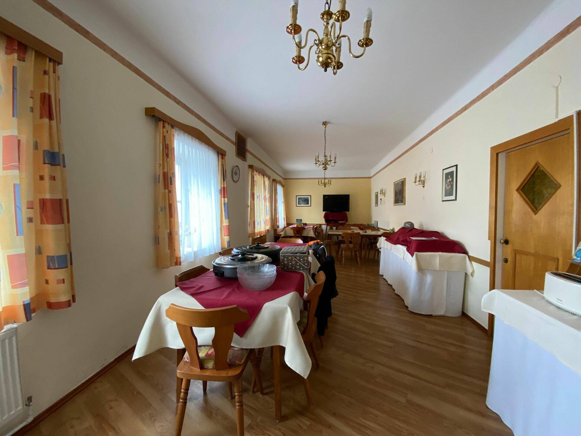 Gasthaus - Fremdenzimmer - Wohnungen - Mehr
