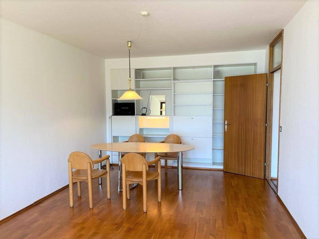 Wohn- u. Esszimmer