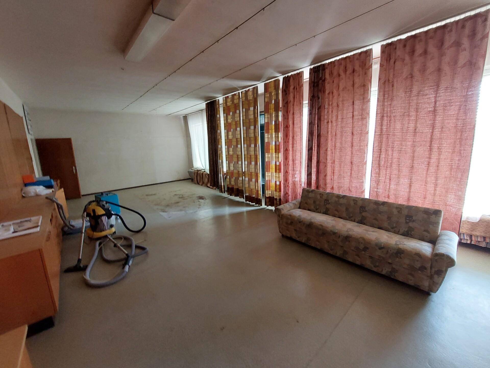 Verkaufsraum EG
