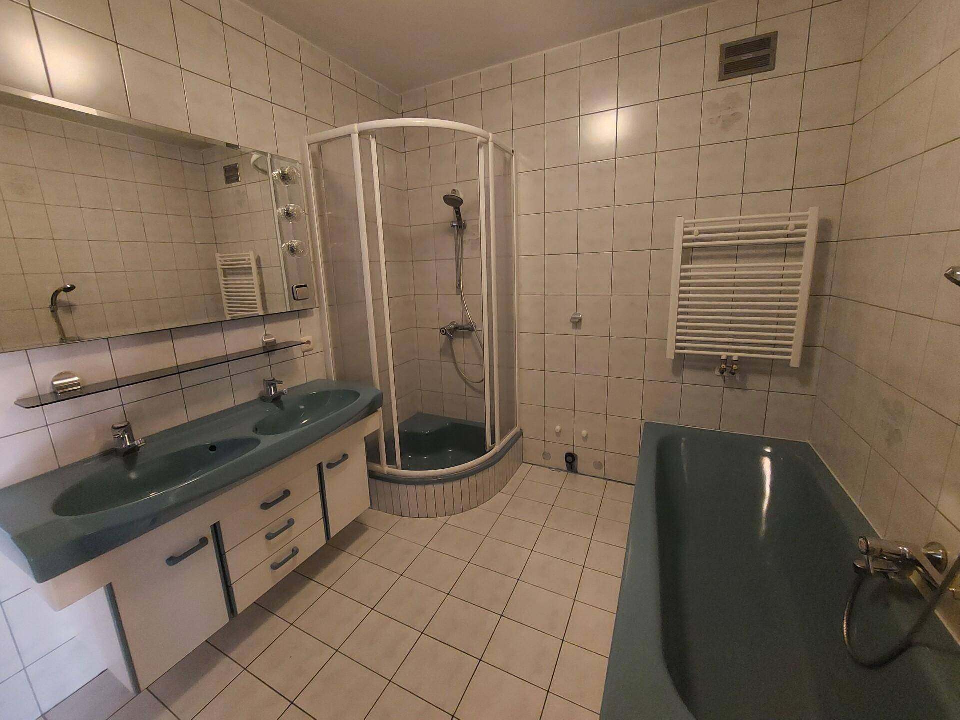 Badezimmer Whg 1 OG