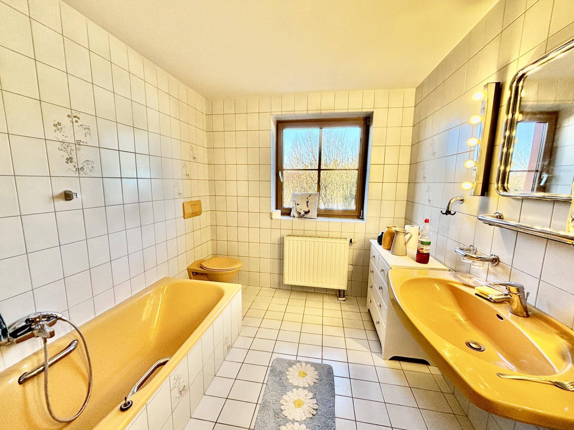 Badezimmer EG