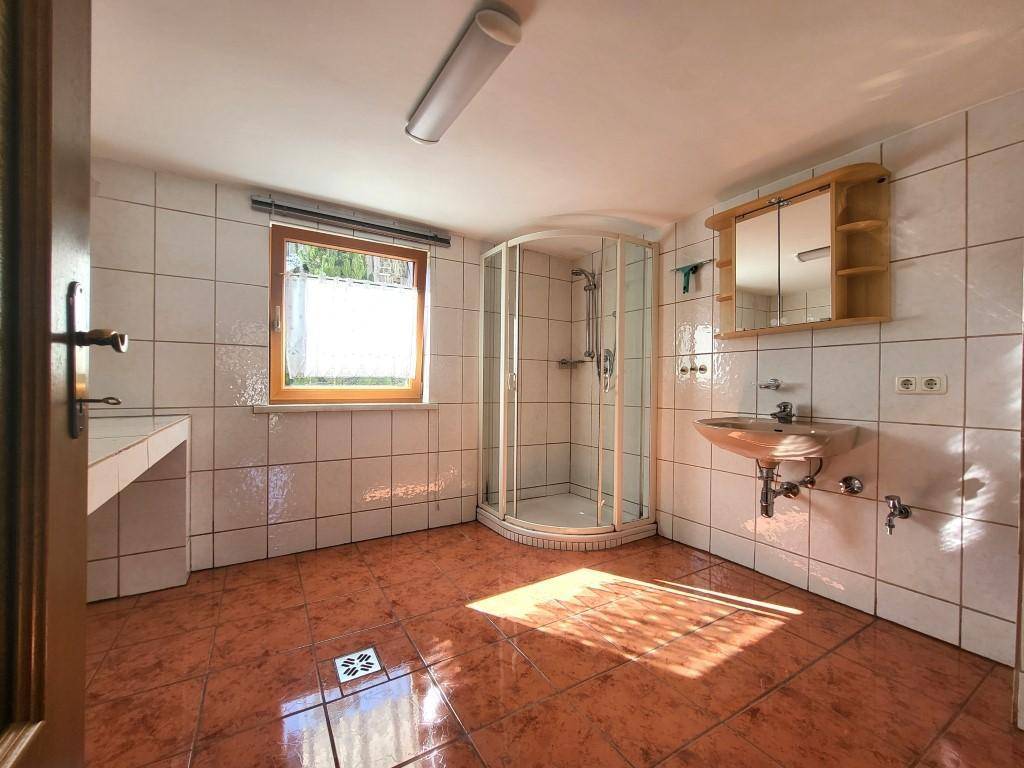 Waschküche/Bad EG