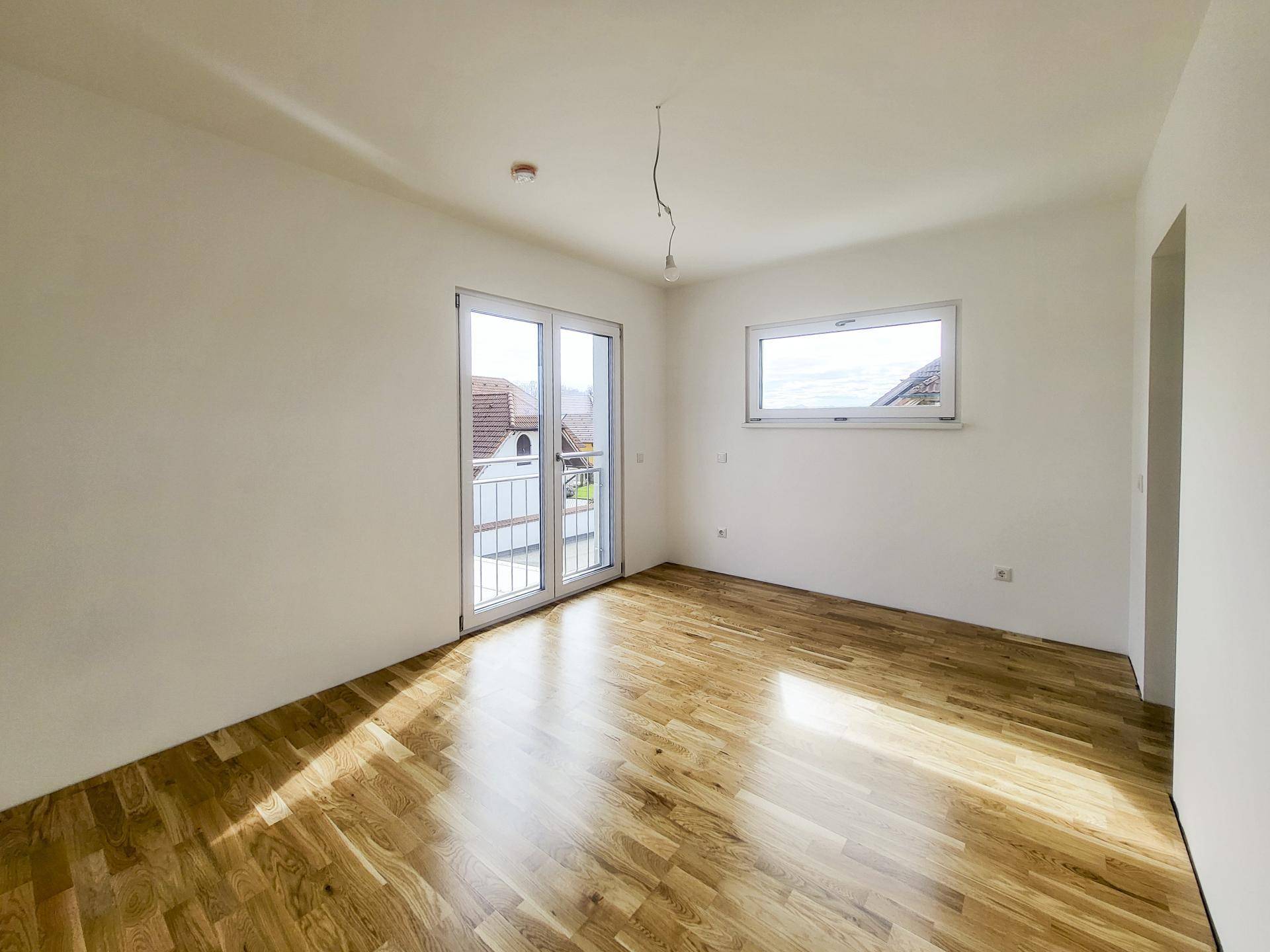 Schlafzimmer mit Schrankraum