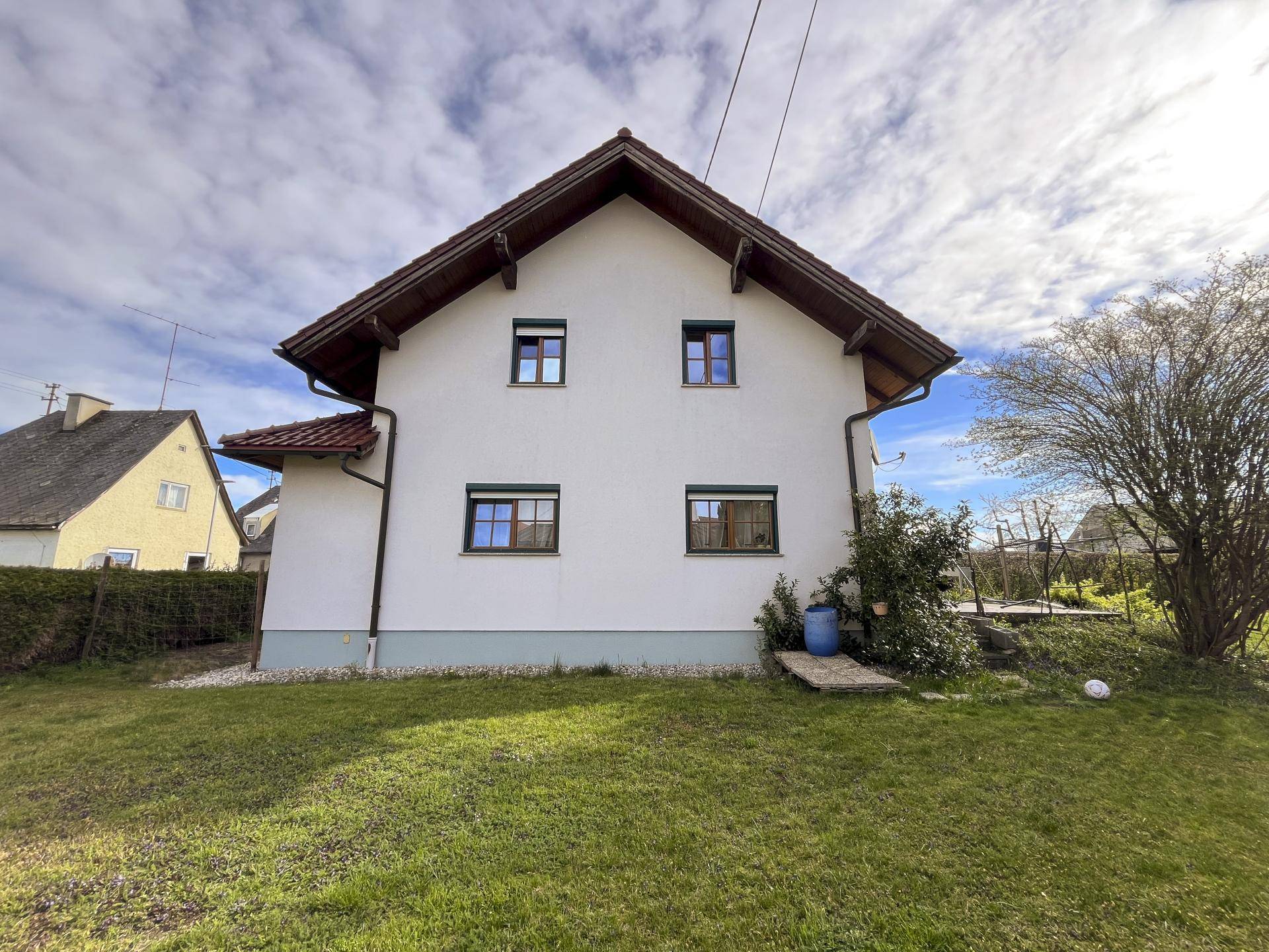 Seitenansicht Haus