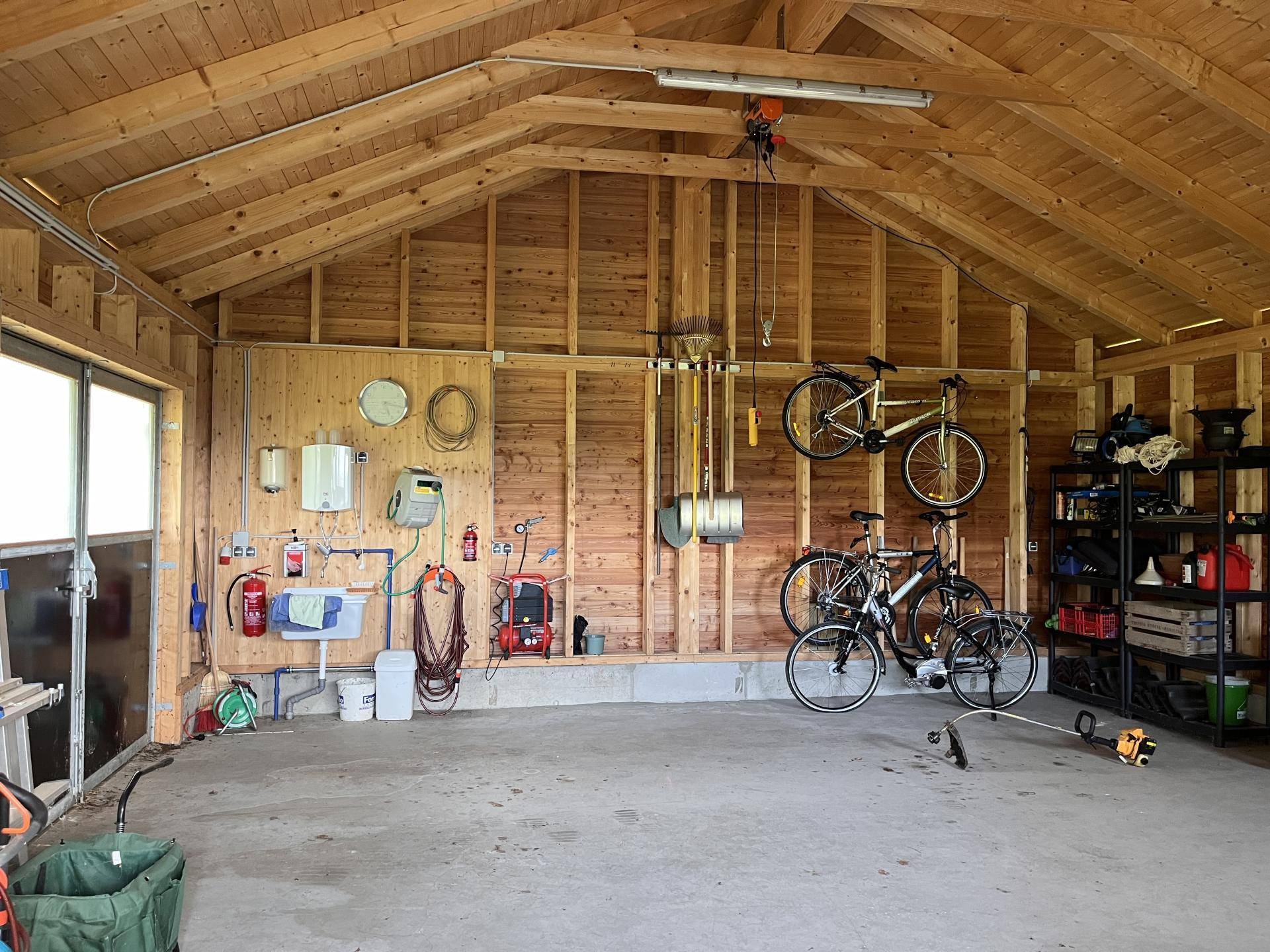 Hütte