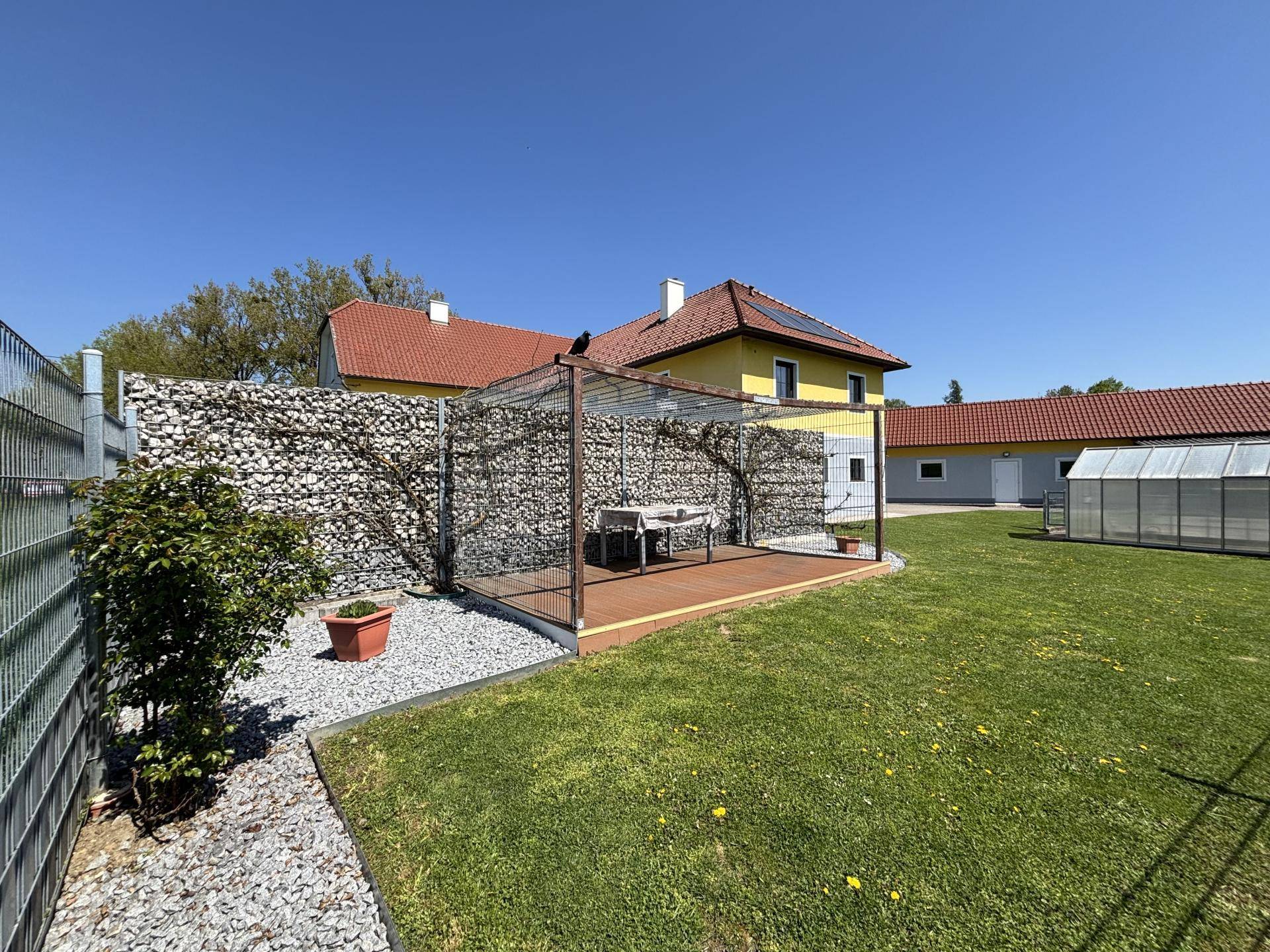 Garten hinten