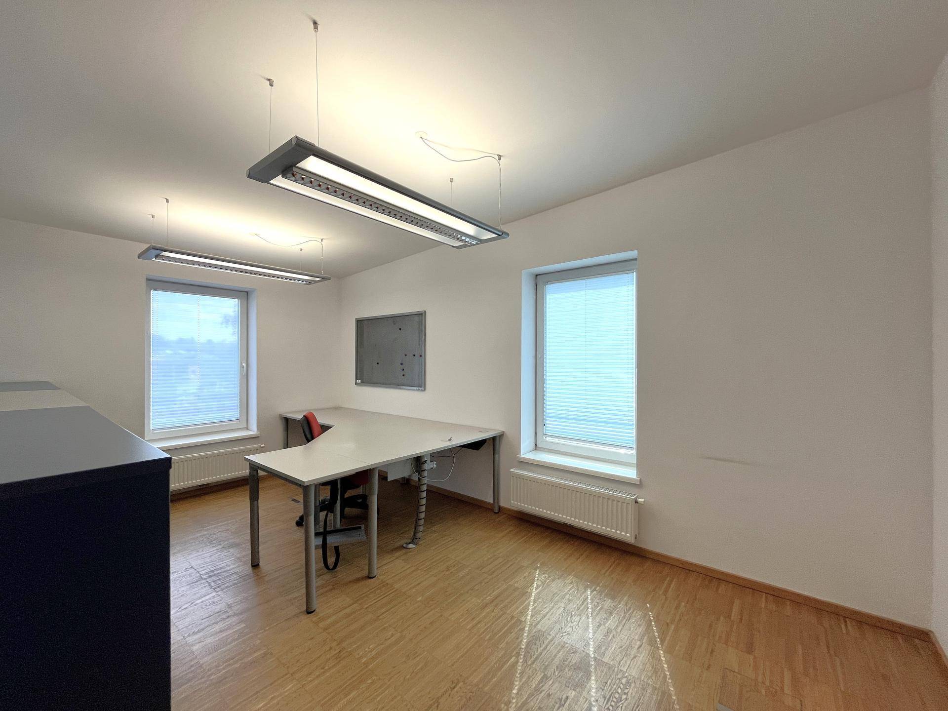 Büro 3